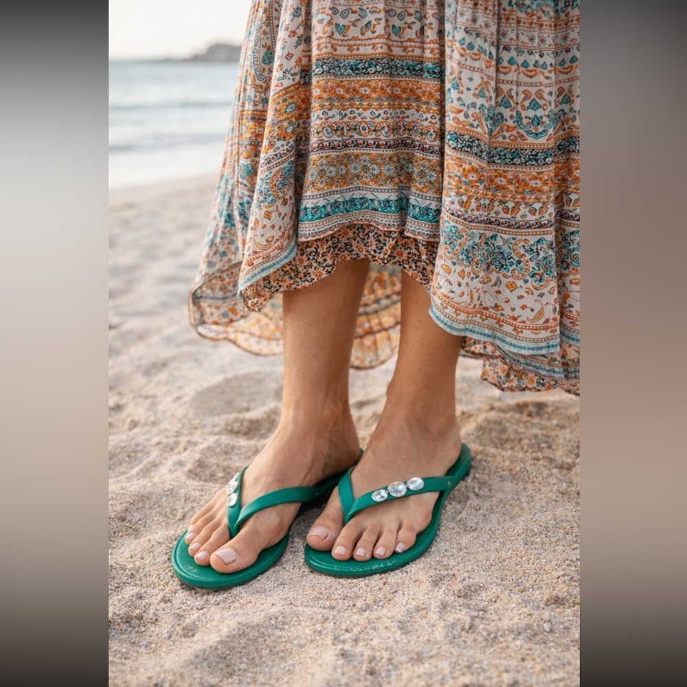 Montego Bay Club Teal w/ Gems Flip Flops size 10.